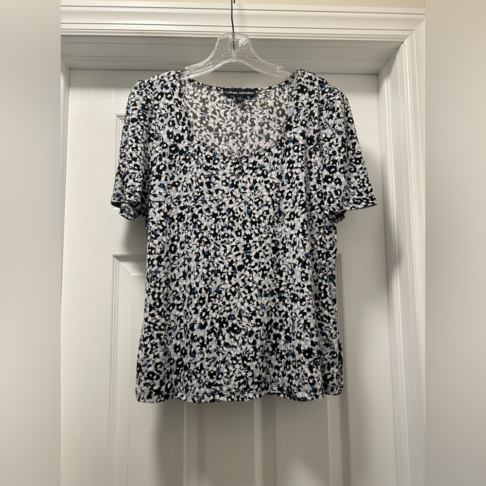 Cute multi colored blouse size large - Catherine malandrino